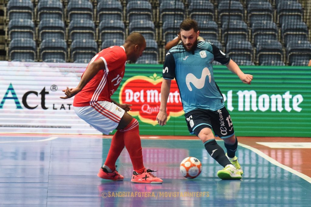 69475885 10156225779077064 4420477845390753792 o 1024x682 - Construção do jogo OFENSIVO nas categorias de base do Futsal